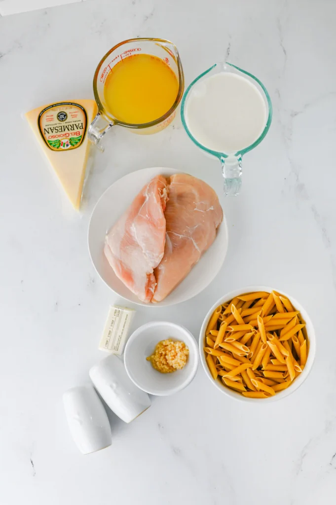 ingredients for the crockpot chicken Alfredo